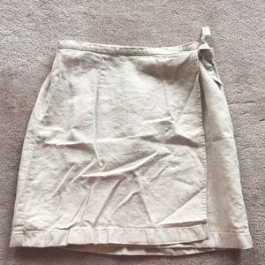 Ann Taylor Petites 100% Linen Wrap Skirt Size 4P